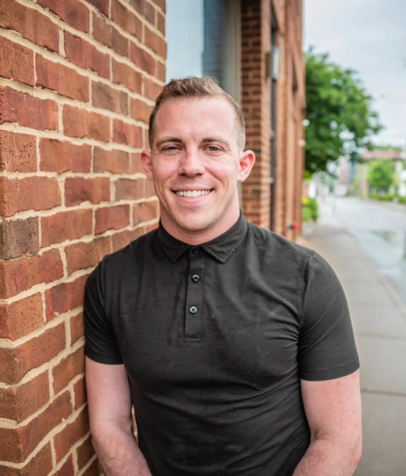 Sean Lyons